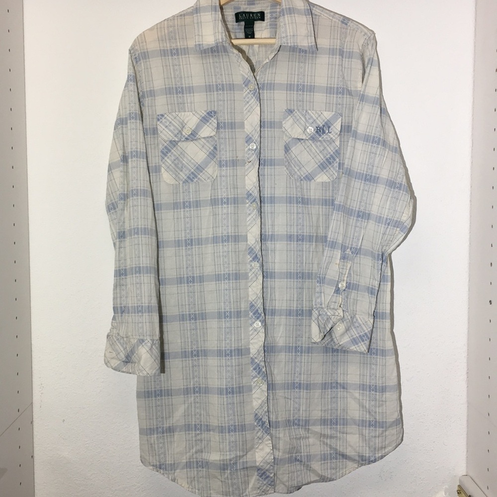 Ralph Lauren blue/white M long button down shirt